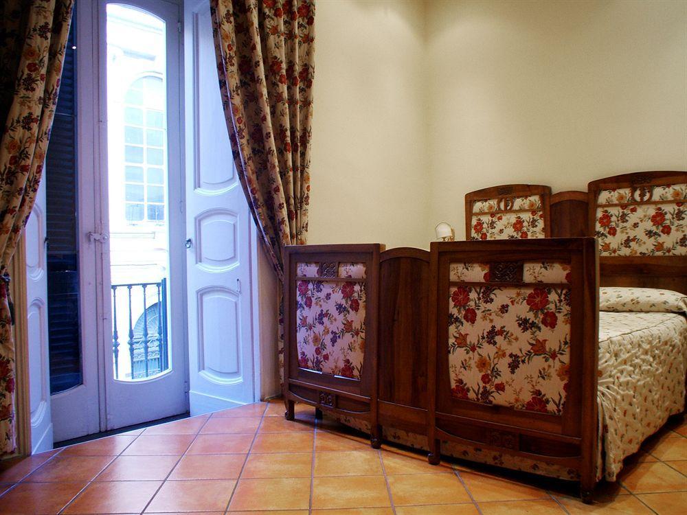 Locanda Dell'Arte Napels Buitenkant foto