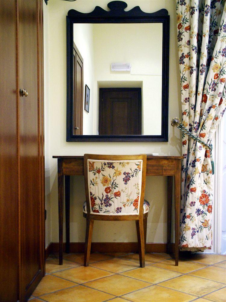 Locanda Dell'Arte Napels Buitenkant foto
