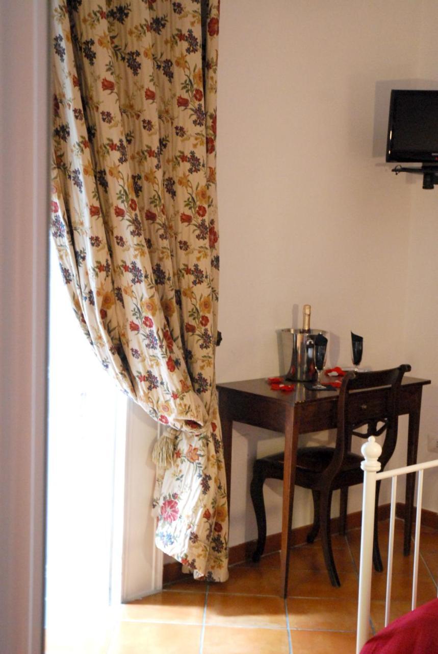 Locanda Dell'Arte Napels Buitenkant foto